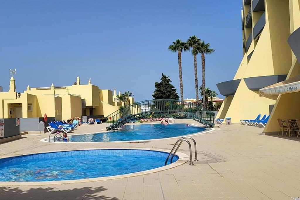 Lagos-Piscine Et Mer- Condominio Do Mar Eksteriør billede